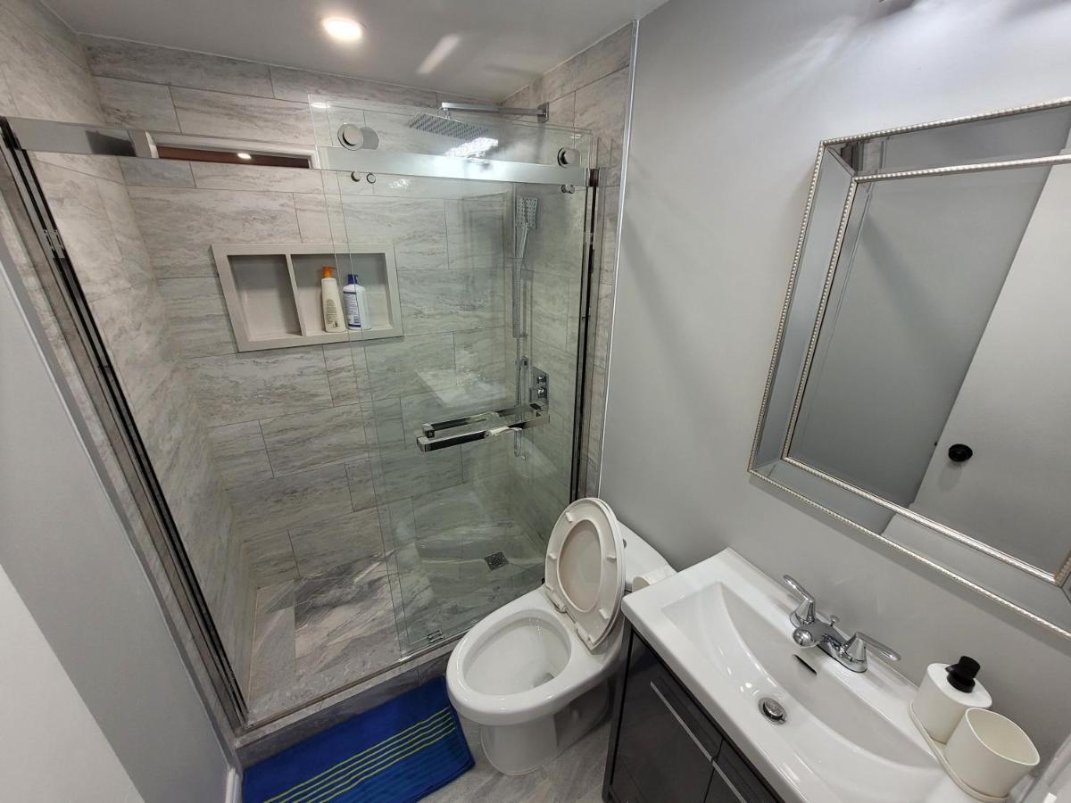 Guest House Basement - Master Bedrooms In Bayview Village Toronto Exteriér fotografie