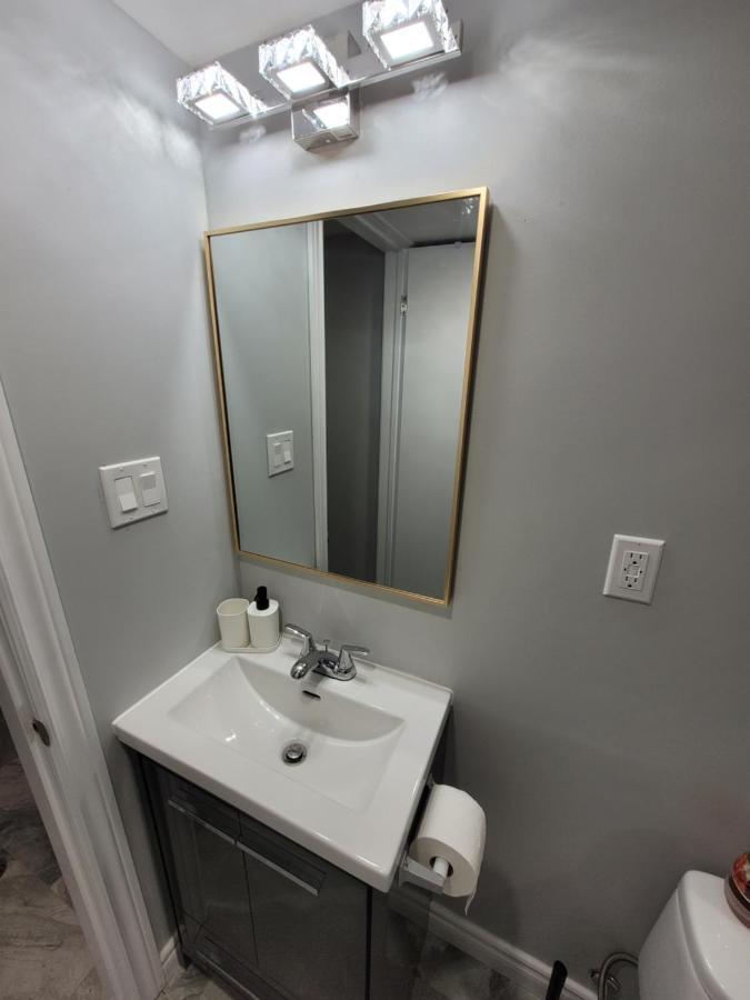 Guest House Basement - Master Bedrooms In Bayview Village Toronto Exteriér fotografie